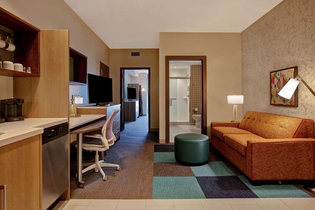 Home2 Suites By Hilton Charlotte Uptown Номер фото