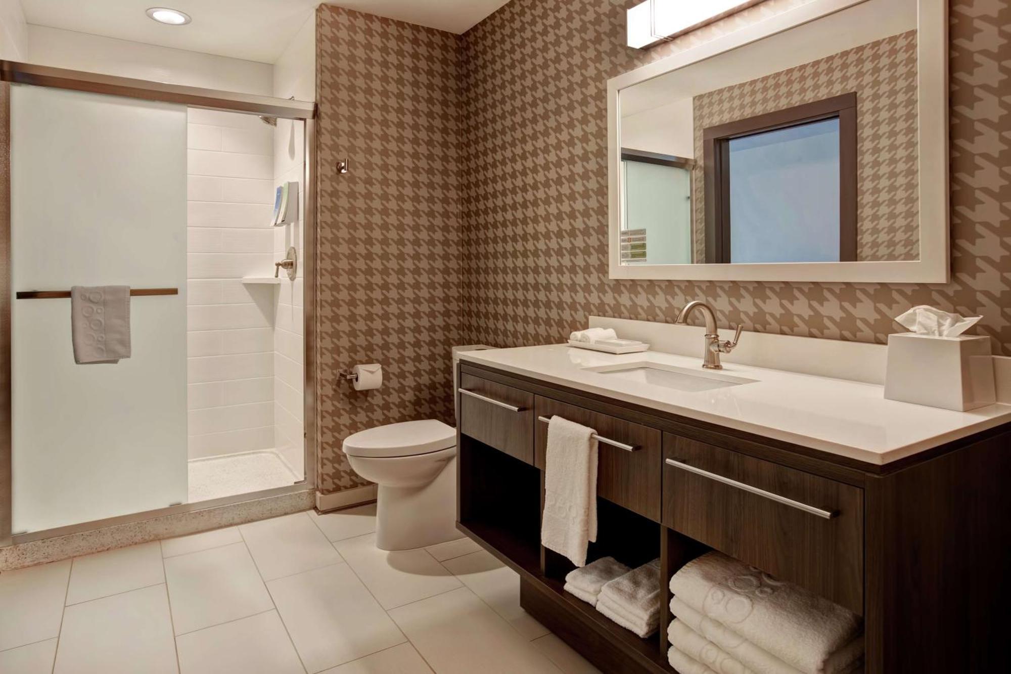 Home2 Suites By Hilton Charlotte Uptown Экстерьер фото