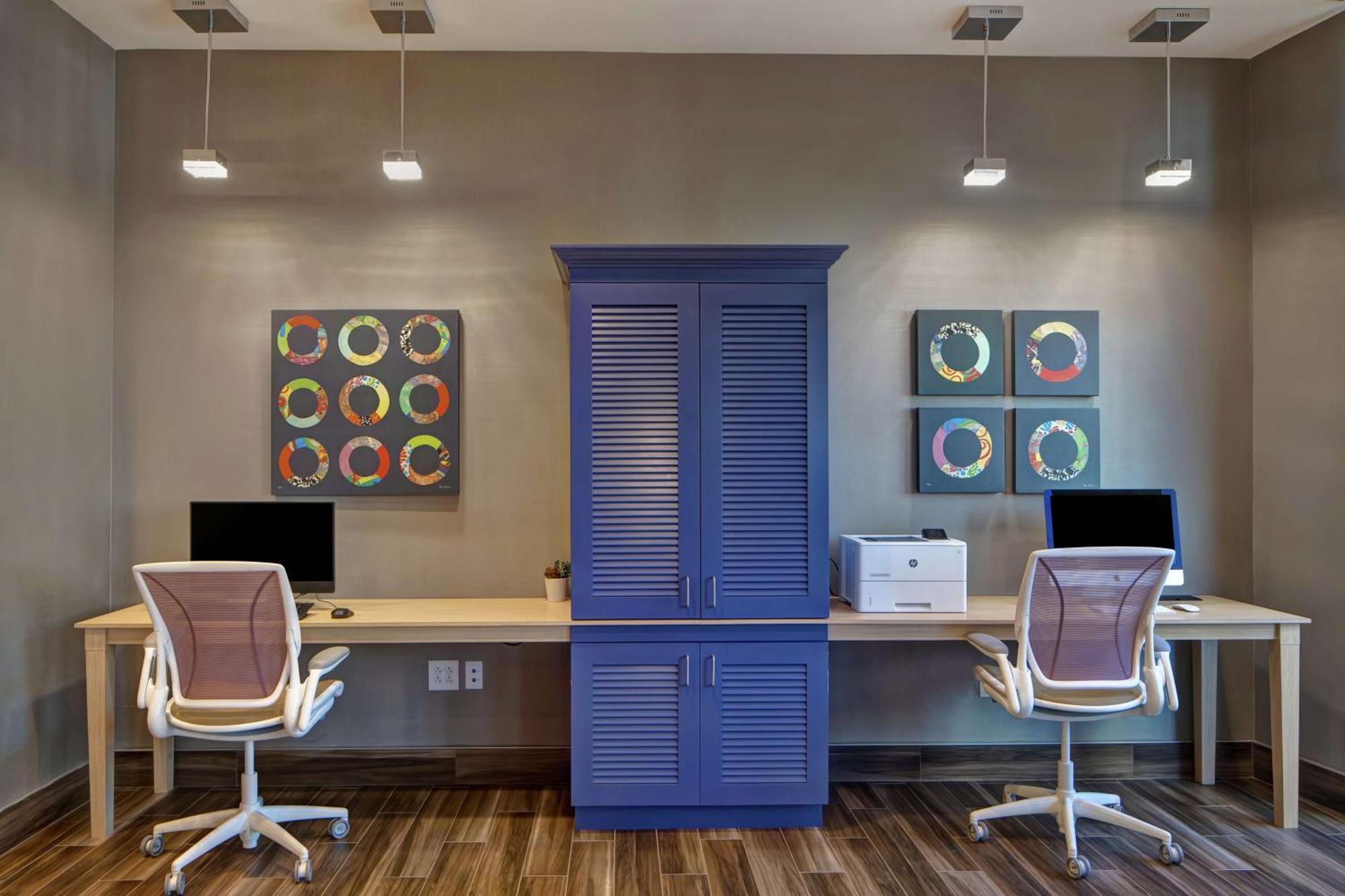 Home2 Suites By Hilton Charlotte Uptown Экстерьер фото