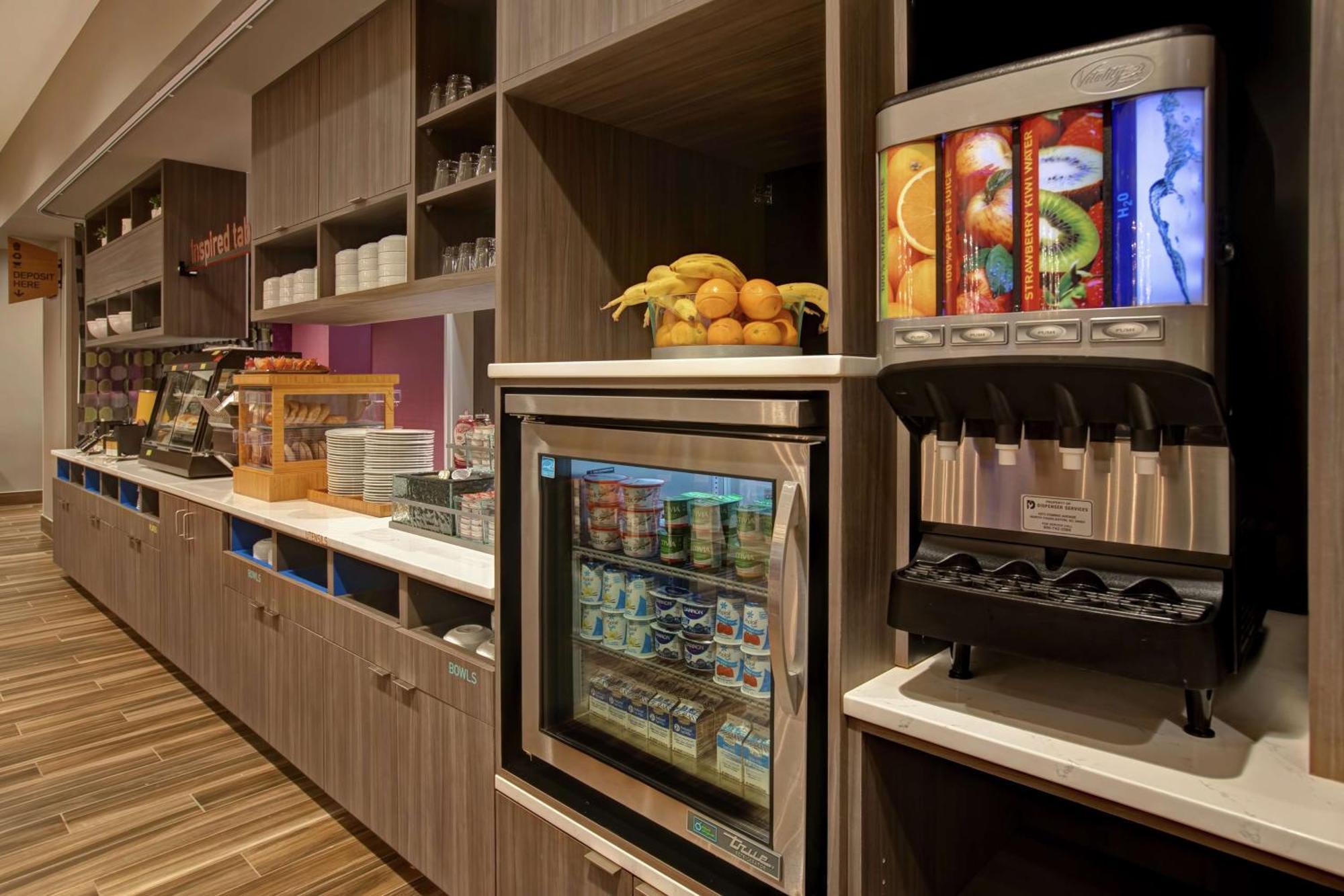Home2 Suites By Hilton Charlotte Uptown Экстерьер фото