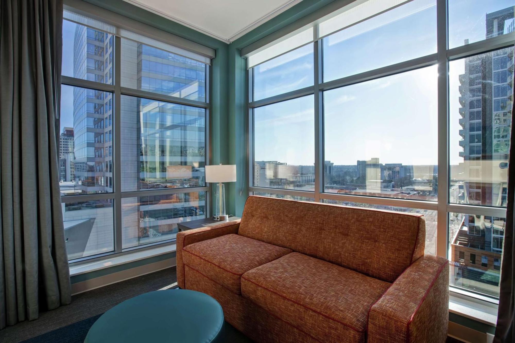 Home2 Suites By Hilton Charlotte Uptown Экстерьер фото
