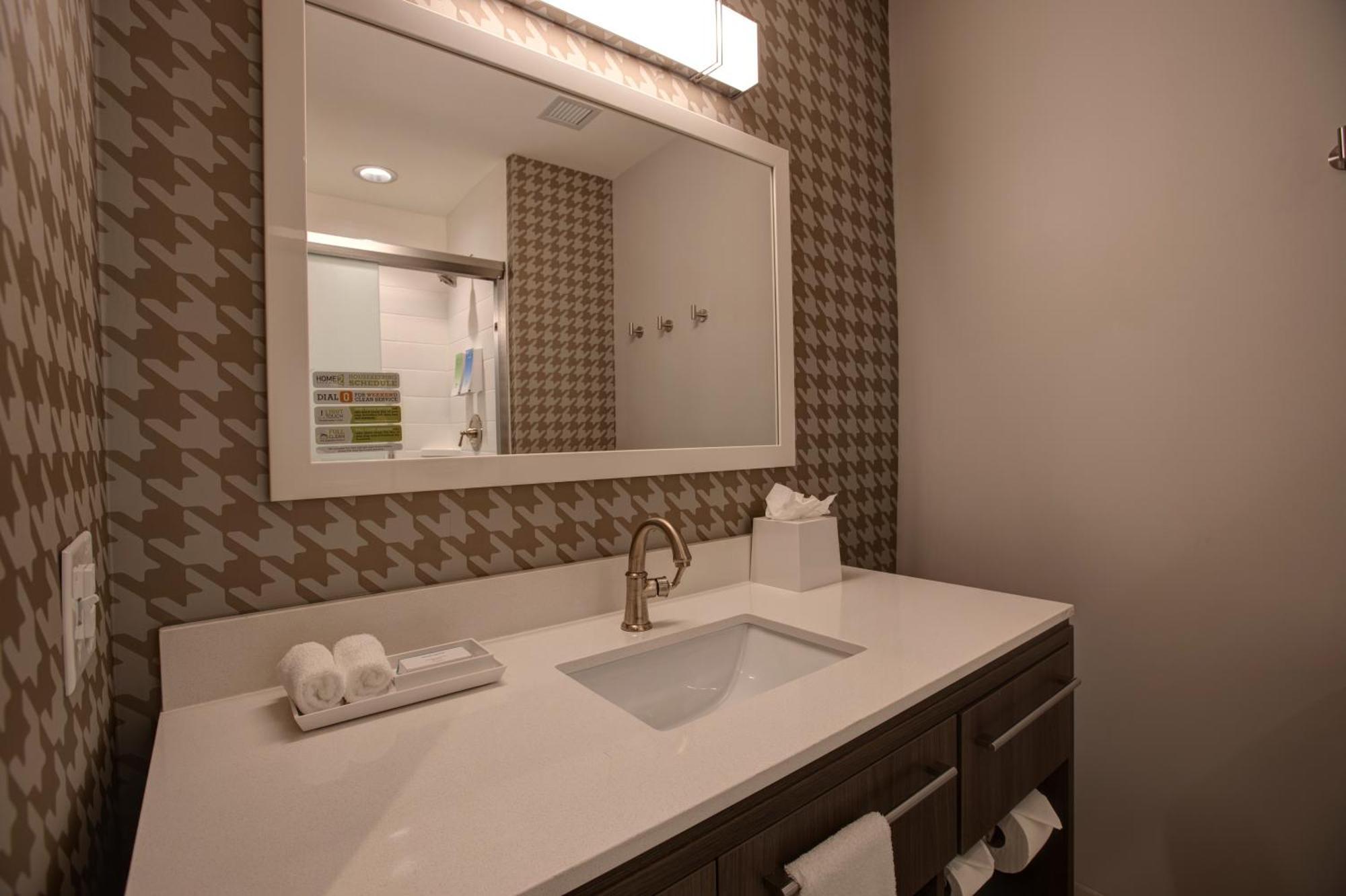 Home2 Suites By Hilton Charlotte Uptown Экстерьер фото
