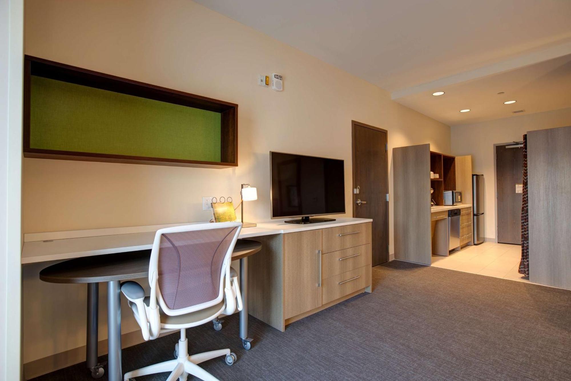 Home2 Suites By Hilton Charlotte Uptown Экстерьер фото
